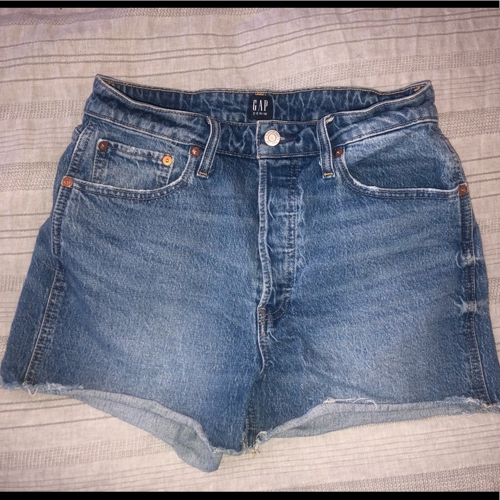 GAP denim shorts - perfect for summer!